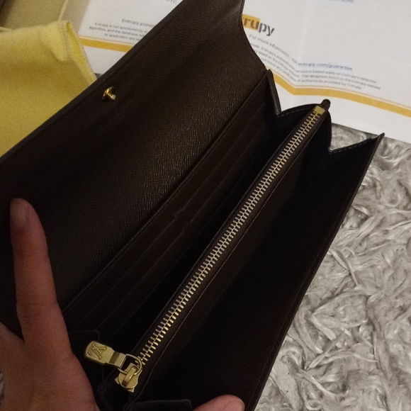 🤎SOLD🤎Louis Vuitton Damier Ebene Sarah Wallet - Picture 7 of 11